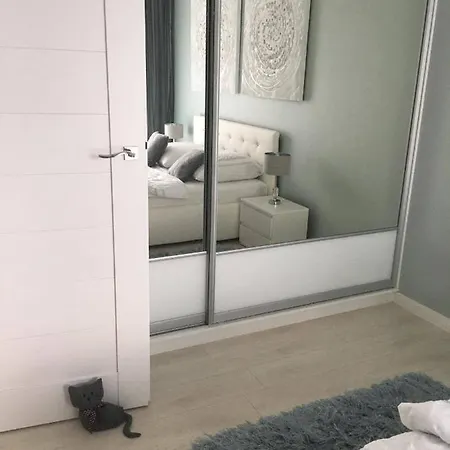 33 Z Ogrodem Pogorzelica (Gmina Rewal)