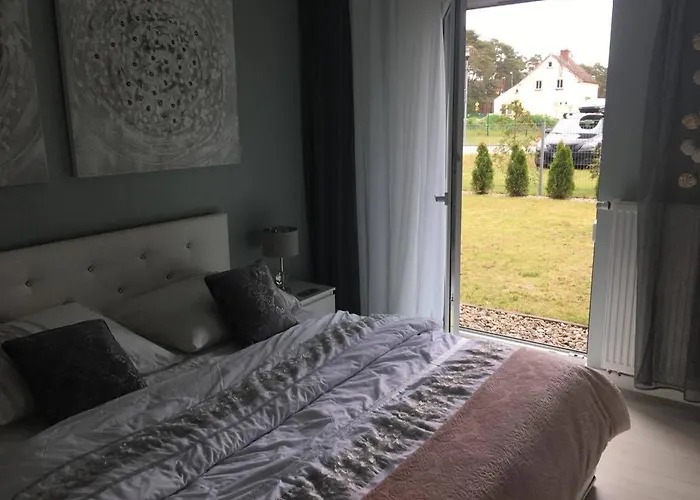 33 Z Ogrodem Lägenhet